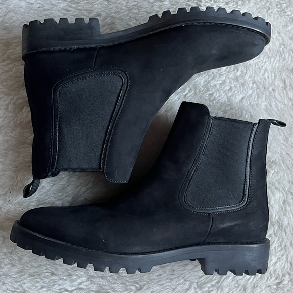 Thursday Boot Co Black Matte Leather Chelsea Boots size 9.5 - Picture 3 of 10